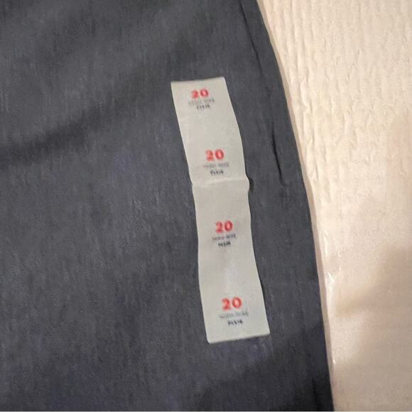 NWT Old Navy high rise pixie never fade pant.Plus size 20. Secret slim  pockets. - Picture 4 of 16